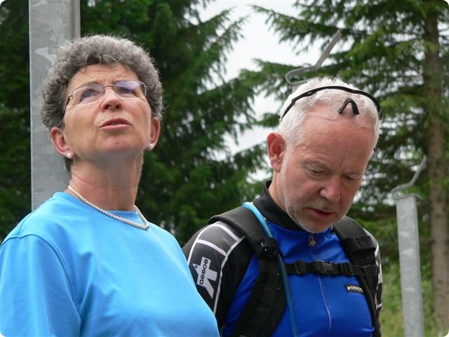 056.jpg